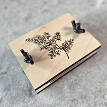 Load image into Gallery viewer, Flower Press