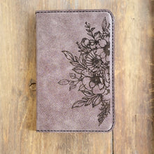Load image into Gallery viewer, Engraved Leather Journals
